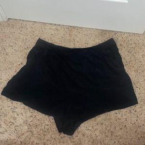 WOMENS LARGE PLEATED CLOTH POCKET SHORTS